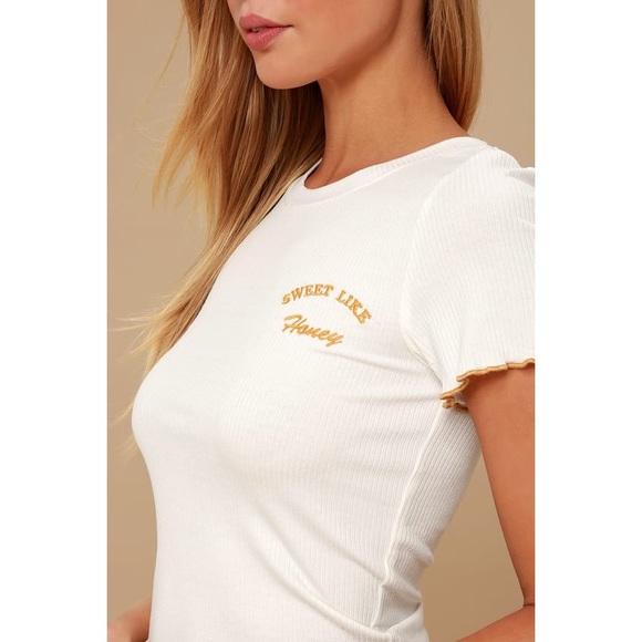 Sweet Like Honey White Cropped Tee - Picture 5 of 5